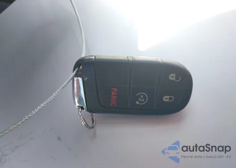 2023 Jeep Compass Latitude Lux Fwd z USA, uszkodzony, nr VIN 3C4NJDFNXPT547593